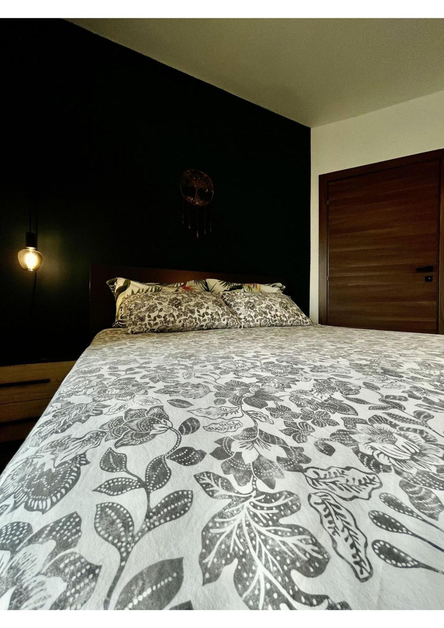Airport Accommodation Bedroom With Bathroom Self Check In And Self Check Out Air-Condition Included Mqabba Exterior foto